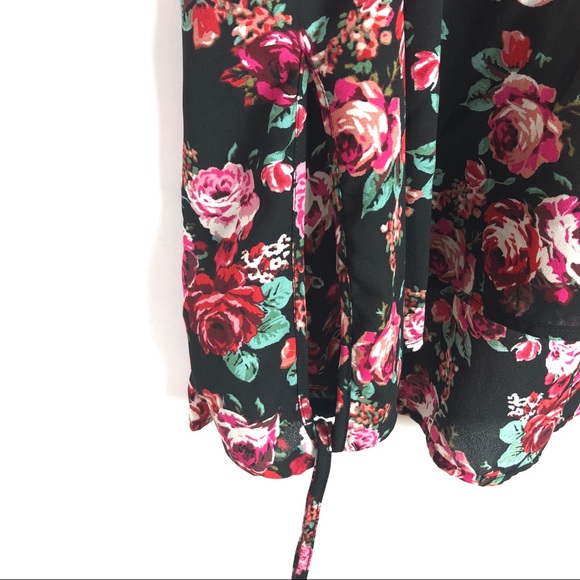 NWT Jack By BB Dakota Adorlee Top Floral Black - Picture 3 of 8